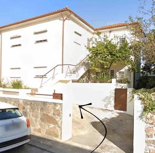 Casa Milheiro - Sunny Garden In Porto بيت للعطل *